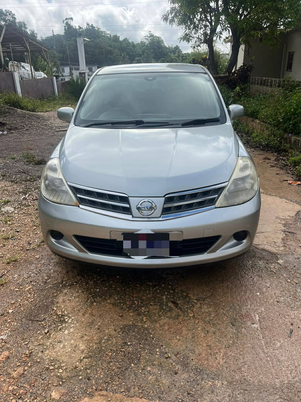 used nissan tiida