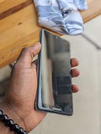 A picture of aquos sense 5
