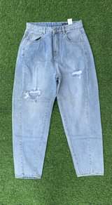A picture of Jeans 10000