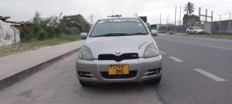 A picture of TOYOTA VITZ