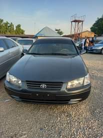 A picture of 2002 Toyota camry pencil