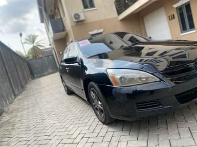 A picture of 2007 Honda Accord SE DC