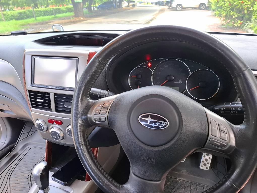 A picture of Subaru Forester xt