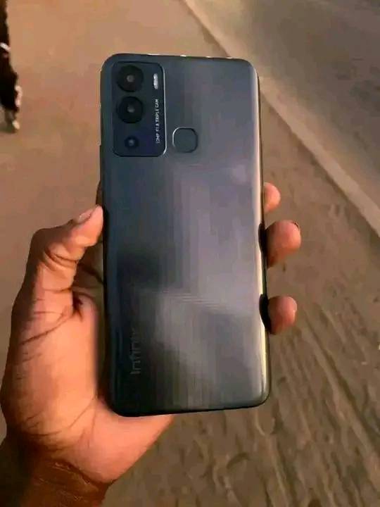 A picture of Infinix hot 12 