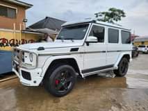 A picture of Mercedes Benz g500 2004