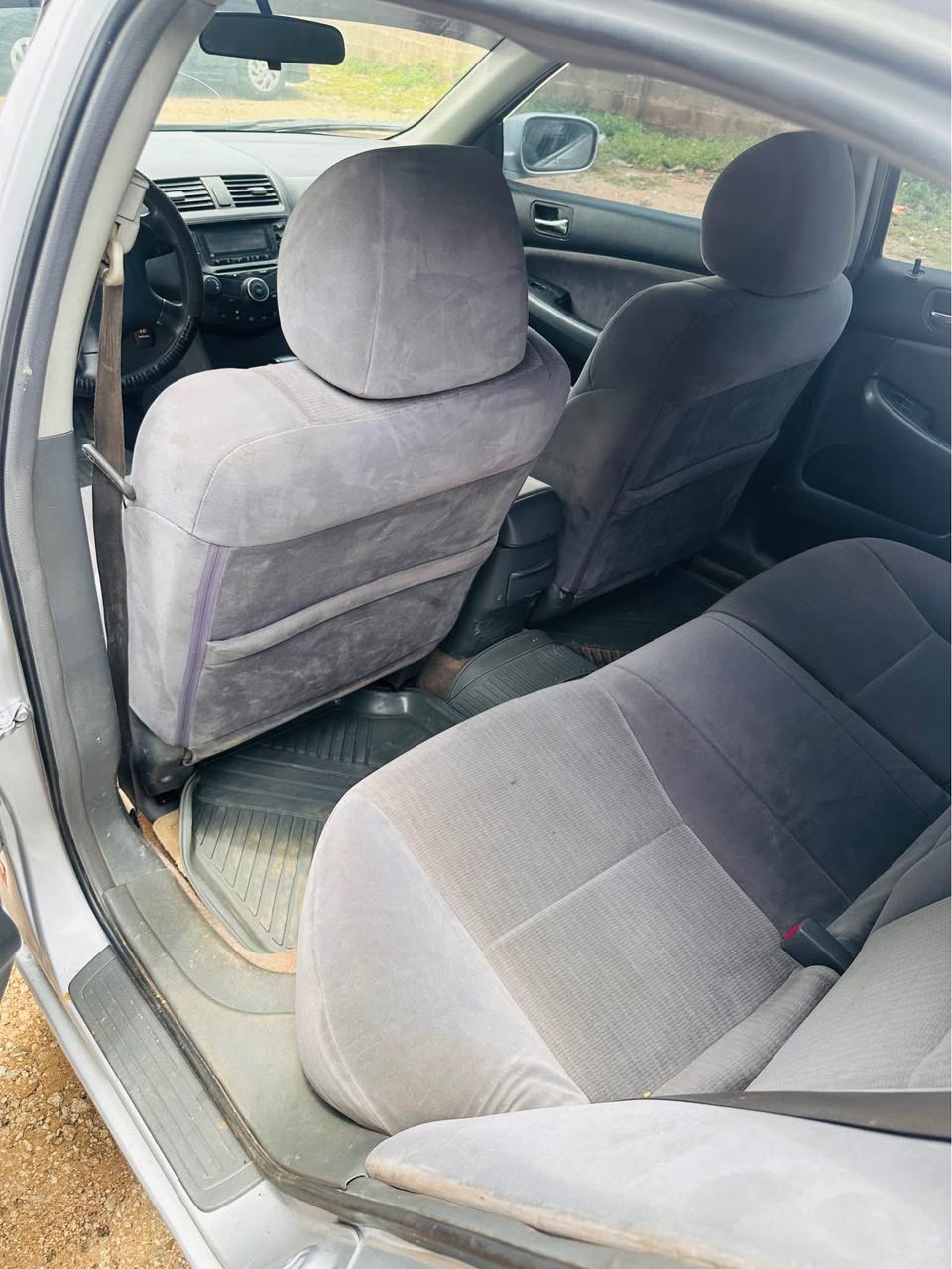 A picture of 2005 HONDA ACCORD