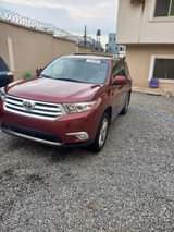 A picture of Tokumbo 2008 upgraded to 2013 Highlander sports Accident free