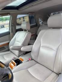 A picture of 2005 Registered Lexus Rx330 available