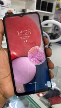 A picture of Mzungu wa roho maphone s