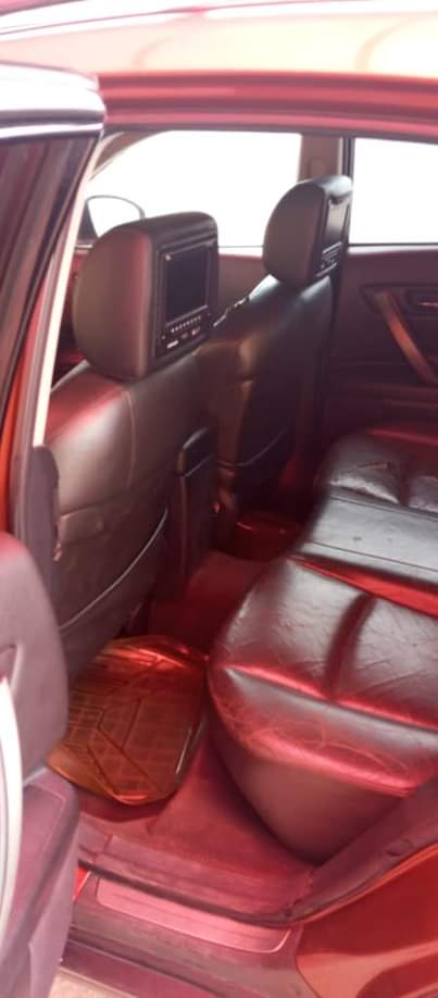 A picture of infinity FX35 sale location portharcourt price 3m negotiable 08148047766 08063015508