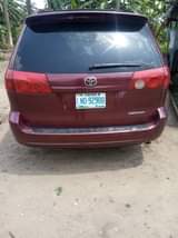 A picture of 09 sienna First body Belgium Engine Ac chilling Gear disengage
