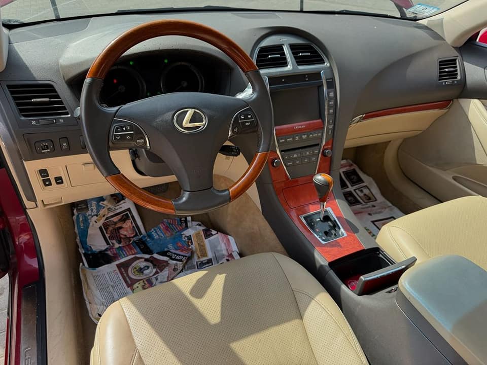 A picture of Pre owned 2012 LEXUS ES350 full option Price N12 500
