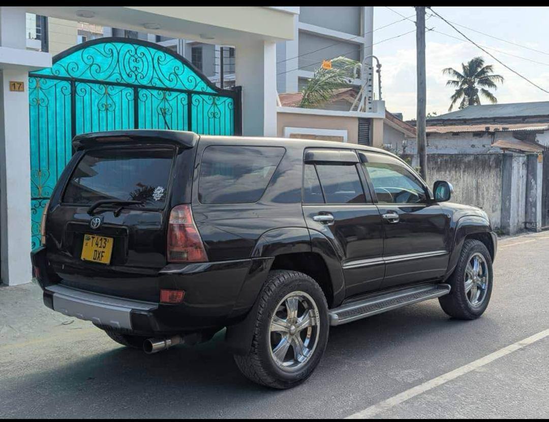 A picture of TOYOTA SURF