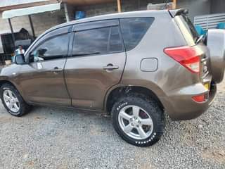 A picture of TOYOTA RAV4 MISS TZ
