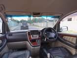 A picture of Toyota Alphard