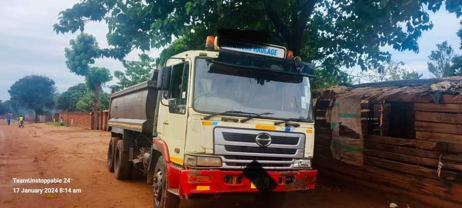 tipper truck