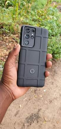 A picture of Samsung s21 uttra
