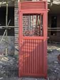 A picture of Metallic single doors