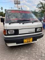 A picture of Engine 5k petrol Toyta town ice Imenyoka inatupwa Kwa ml