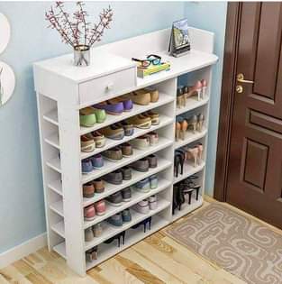 A picture of Shoe rack