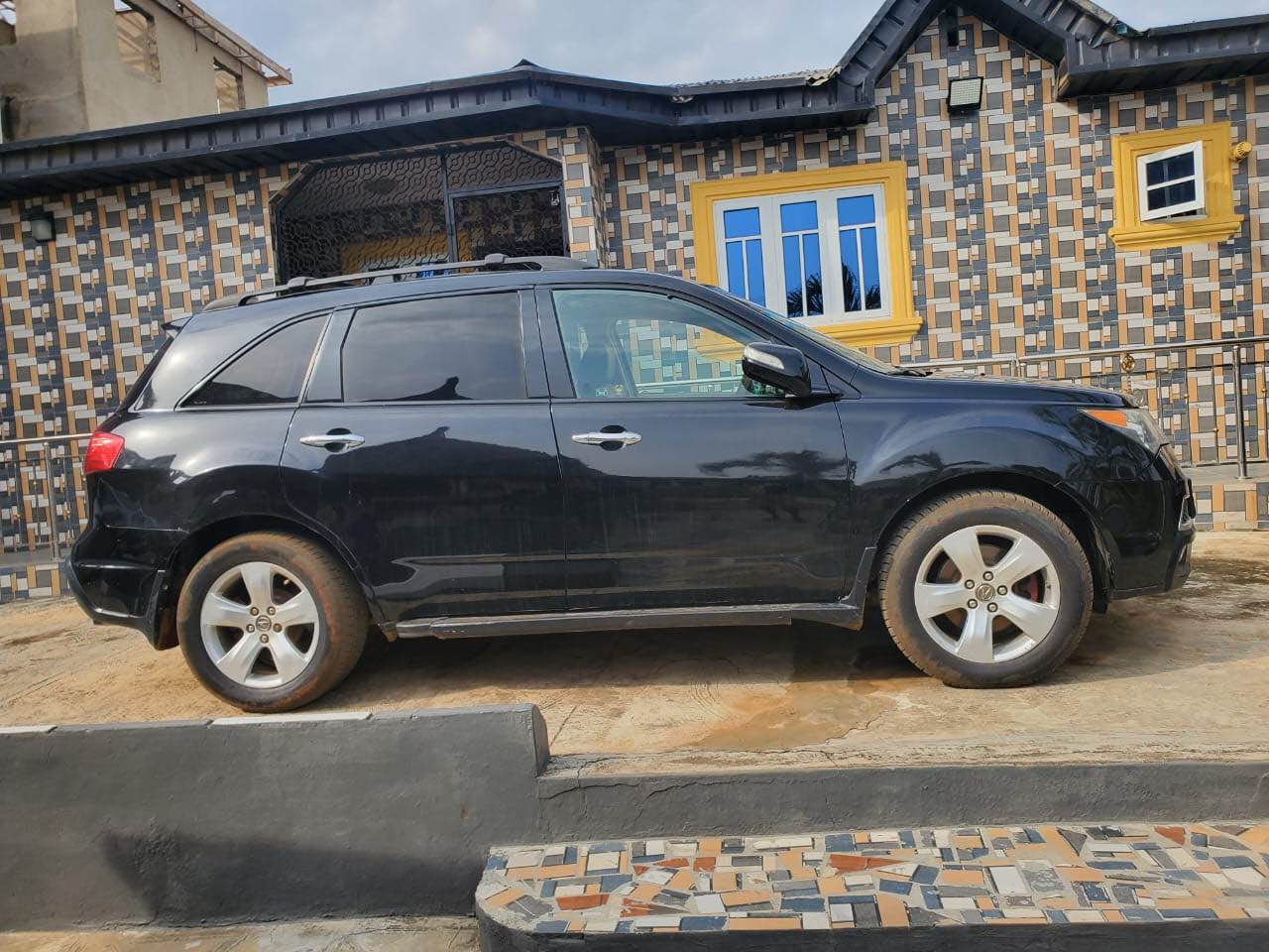 A picture of 2008 Acura MDX