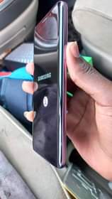 A picture of Samsung s9