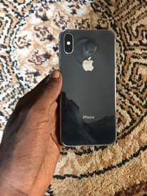 A picture of iPhone XS 64gb bei 390 000 0692853914 Face ID battery