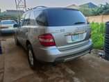 A picture of Mercedes Benz ml350