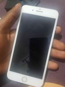 A picture of Iphone 7plus Q28gb