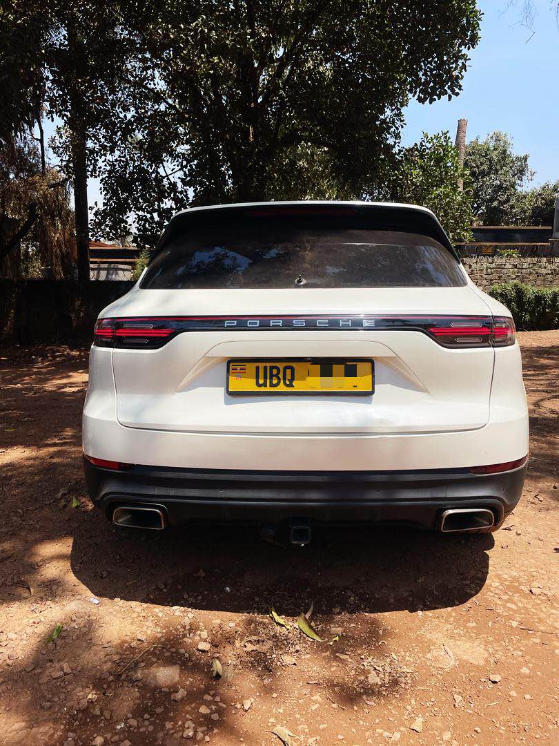 A picture of Porsche cayenne