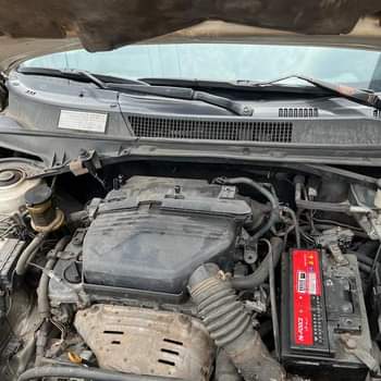A picture of Toyota Rav 4 2005 First body registered 09066107030 