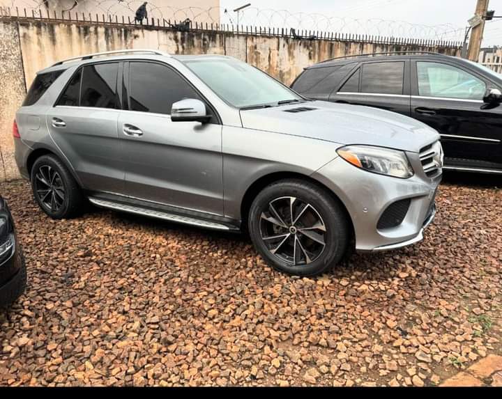 A picture of BELGIUM STANDARD ML350 2013 ENHANCED TO GLE350 2016 MODEL AT