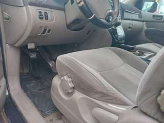A picture of  2004 Toyota Sienna Manual Drive 