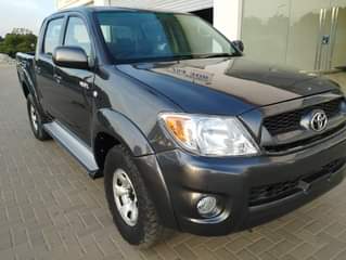 A picture of Toyota hilux pick up