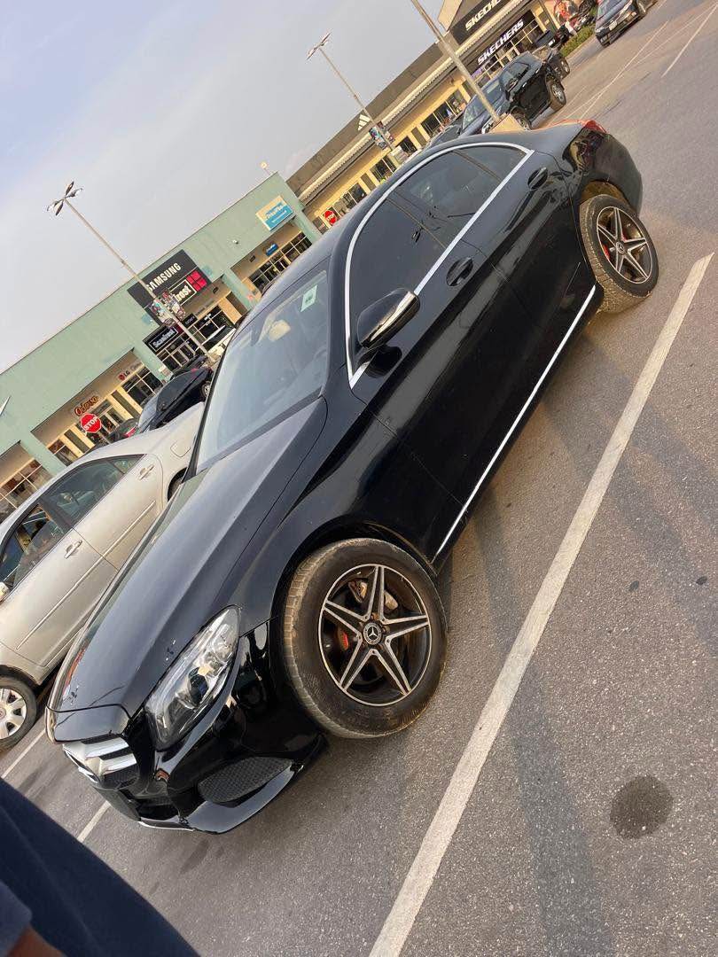 A picture of Mercedes Benz c300 4matic 2015 model Fullest options Besic no
