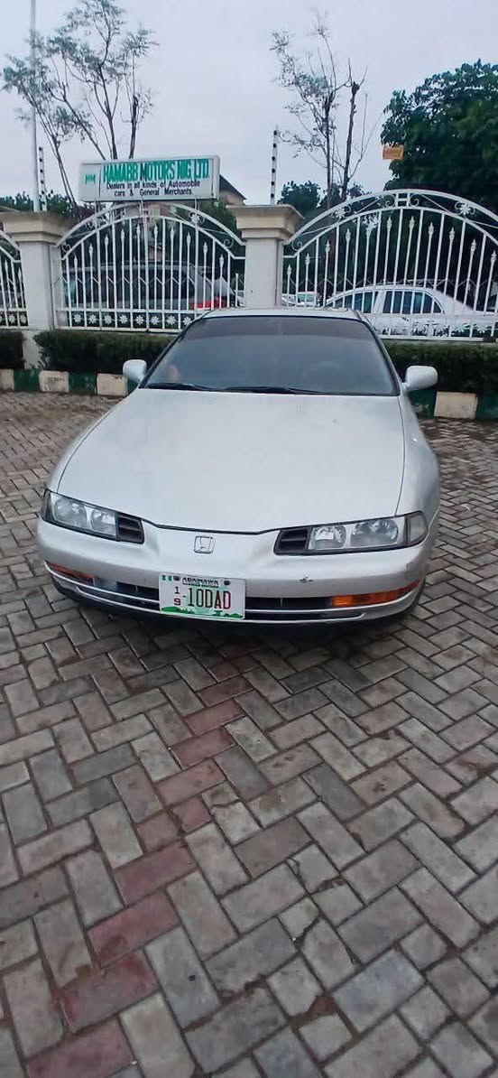 A picture of 1999 Honda 1999