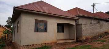 A picture of 27m on sale 27m located kawempe kabaganda Has 2bedroom sitting