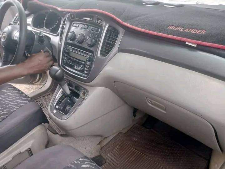 A picture of Buy and rejoice Toyota Highlander and everything is working perfectly