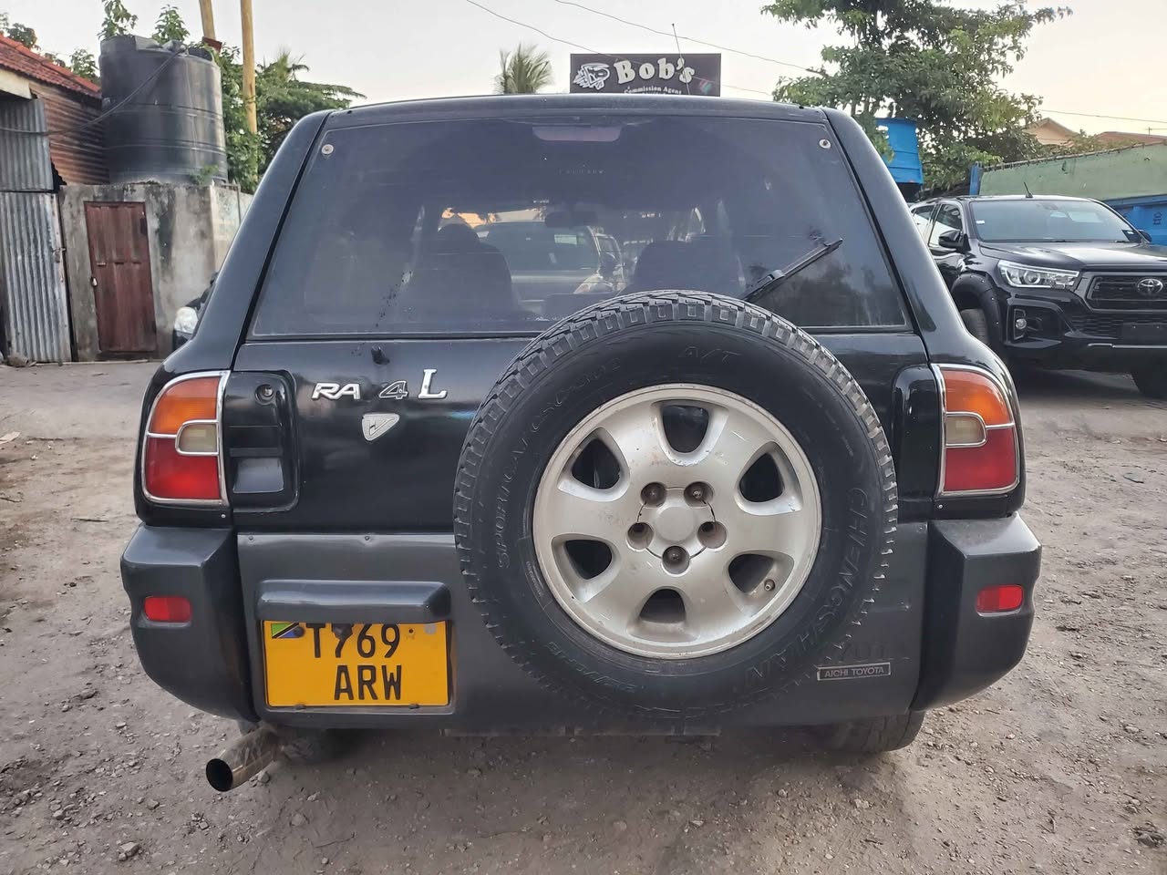 A picture of TOYOTA RAV4 0652564588