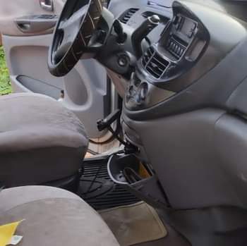 A picture of Toyota previa