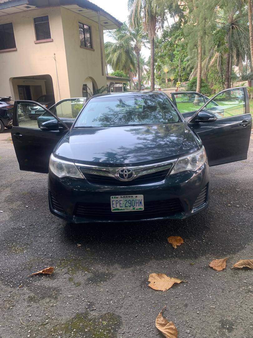 A picture of 2013 Registered Camry super clean interior and exterior everything super