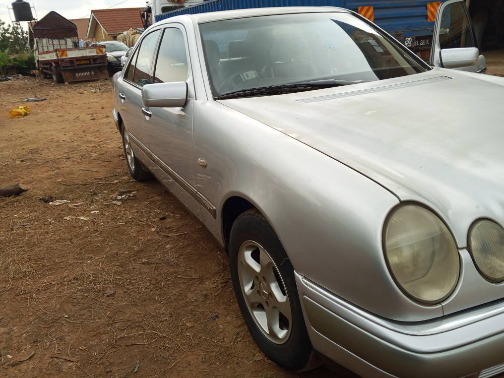 A picture of BENZ