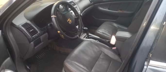 A picture of Honda Accord2005 available as seen