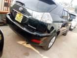A picture of 2006 Toyota Harrier