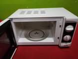 A picture of MICROWAVE ON SALE