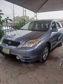 A picture of Toyota matrix 2003 2004 l