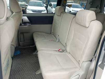 A picture of Toyota Noah