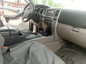 A picture of 2004 TOYOTA 4RUNNER WITH A VERY QUITE V8 ENGINE SPARKLING