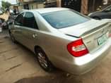 A picture of Toyota Camry year 04 first body Tok standard V6 engine