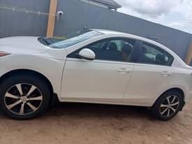 A picture of Neatly used 2013 Mazda 3
